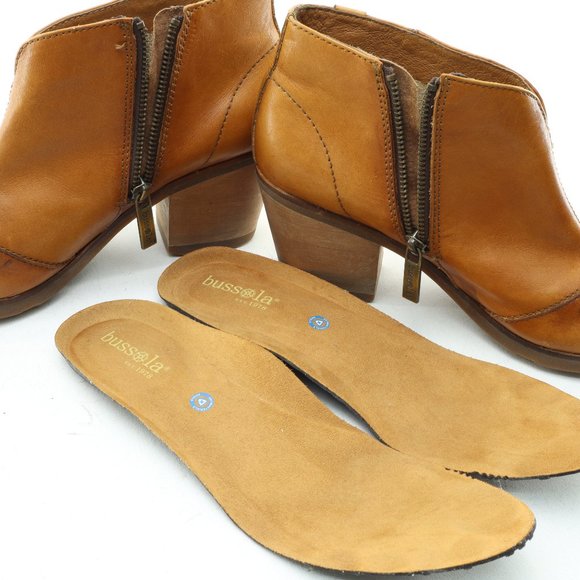 bussola Reikiavik Leather V-Neck Block Heel Bootie Inside Zip • WMNS EU39 - Picture 10 of 16